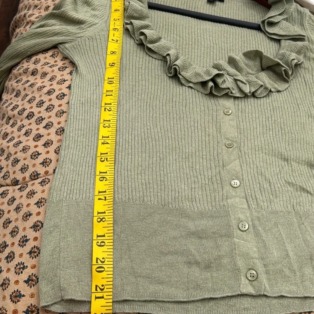J. Crew green ruffle silk/cashmere blend button front ribbed cardigan size M